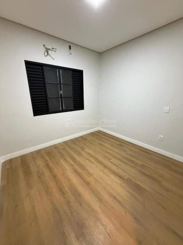 Casa com 3 quartos no BNH III Plano em Dourados/MS — foto 7