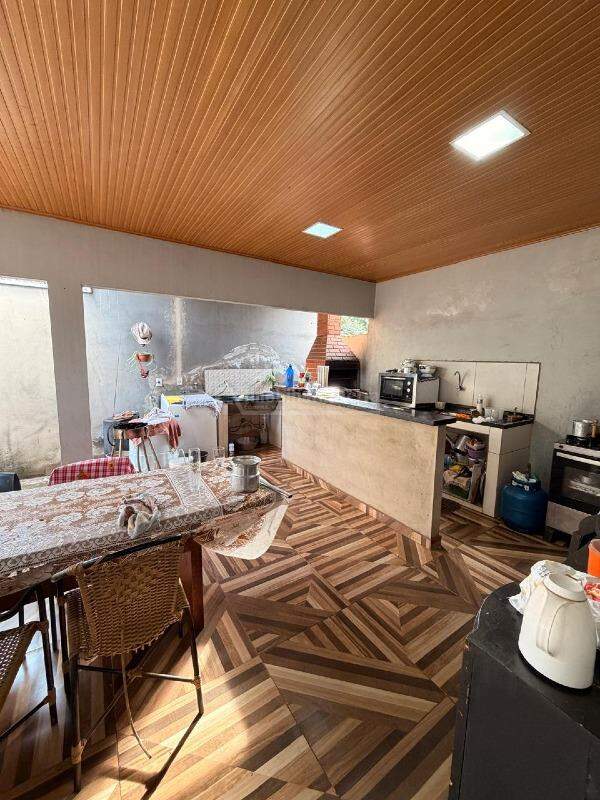 Casa com 4 quartos no Centro em Dourados/MS — foto 7