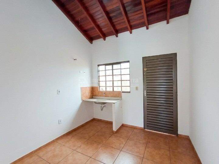 Kitnet com 1 quartos no Jardim Universitário em Dourados/MS — foto 3