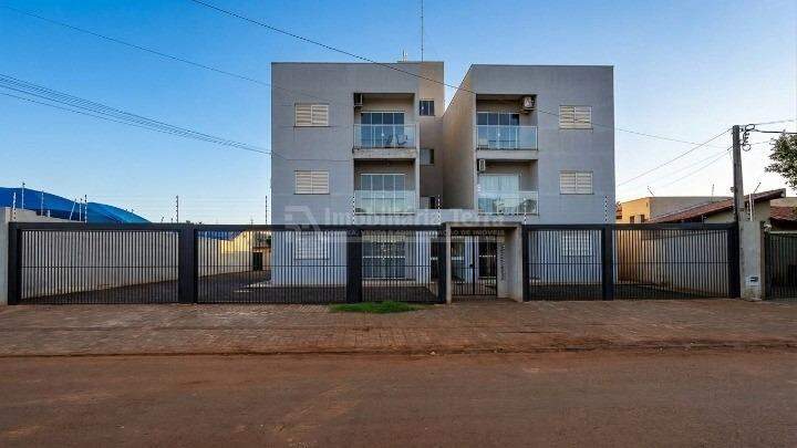 Apartamento com 2 quartos no Jardim Santa Maria em Dourados/MS — foto 1