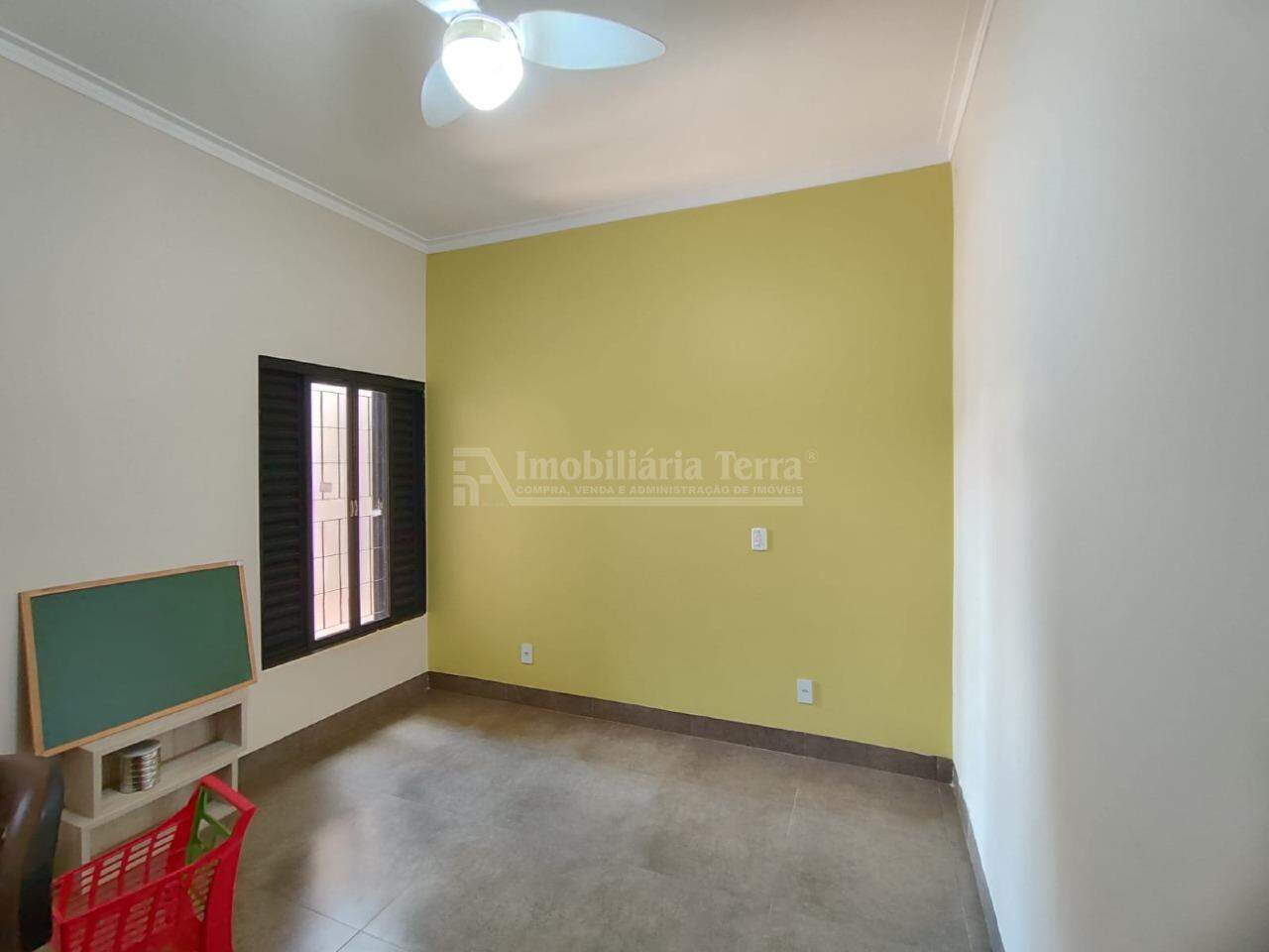 Casa com 3 quartos no Jardim Cristhais em Dourados/MS — foto 9