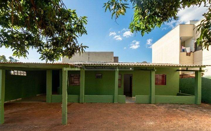 Casa com 3 quartos no Jardim Universitário em Dourados/MS — foto 2