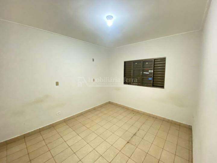 Casa com 5 quartos no Vila São Francisco em Dourados/MS — foto 8