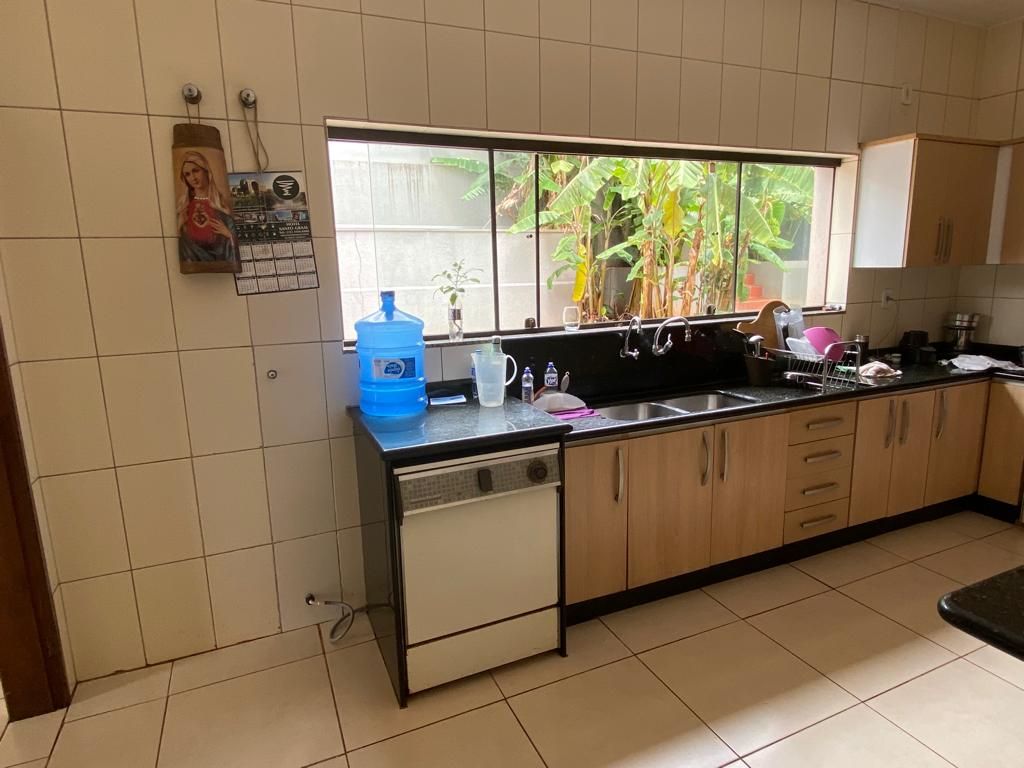 Casa com 6 quartos no Portal de Dourados em Dourados/MS — foto 10
