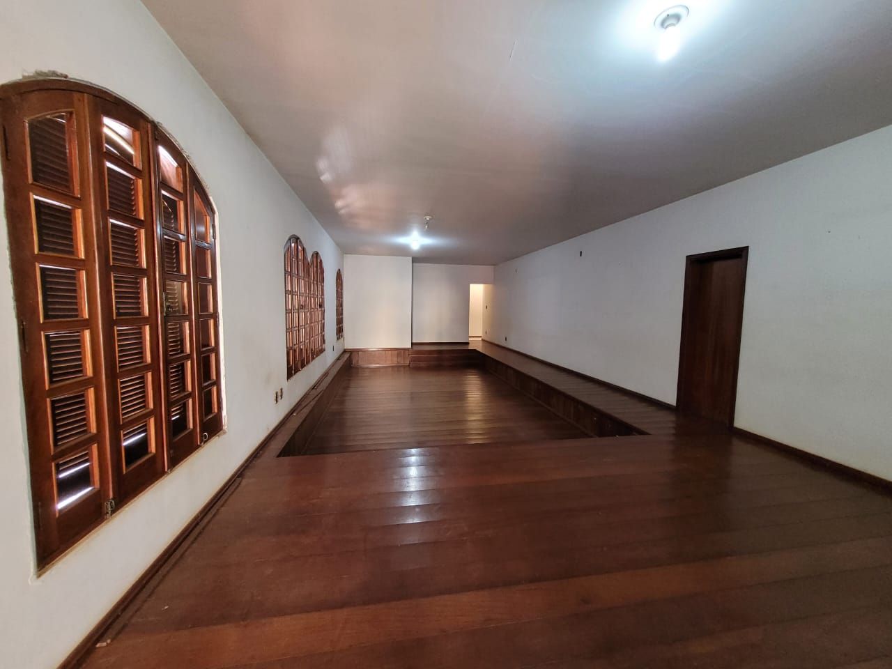 Casa com 6 quartos no Jardim Maringá em Dourados/MS — foto 6
