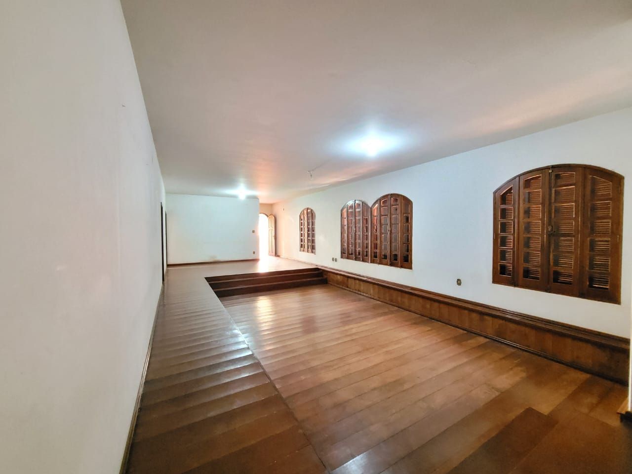 Casa com 6 quartos no Jardim Maringá em Dourados/MS — foto 5