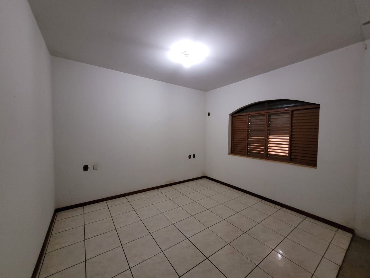 Casa com 6 quartos no Jardim Maringá em Dourados/MS — foto 14