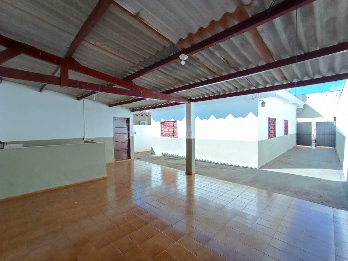 Casa com 2 quartos no BNH III Plano em Dourados/MS — foto 8
