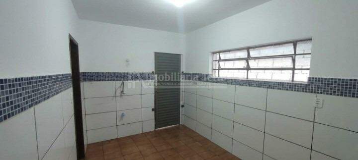 Casa com 2 quartos no BNH III Plano em Dourados/MS — foto 4