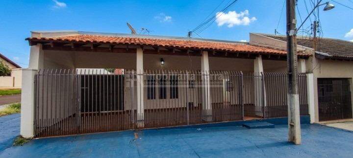 Casa com 2 quartos no BNH III Plano em Dourados/MS — foto 1