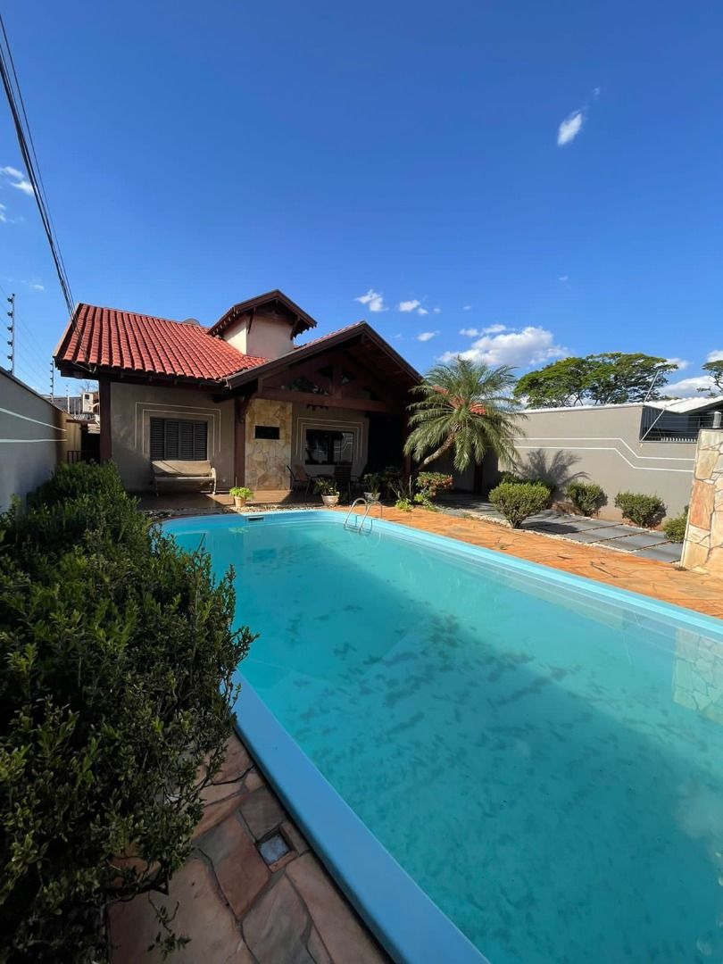 Casa com 3 quartos no Jardim Paulista em Dourados/MS — foto 3