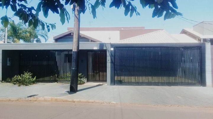 Casa com 3 quartos no Pioneiro em Fátima do Sul/MS — foto 1