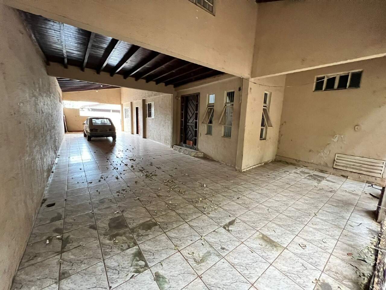 Casa com 4 quartos no Jardim São Pedro em Dourados/MS — foto 2