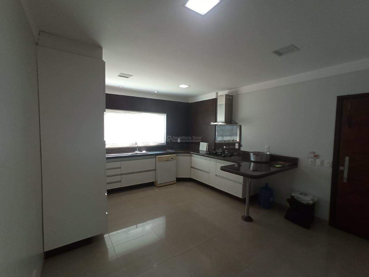 Casa com 3 suítes no Jardim Girassol em Dourados/MS — foto 12
