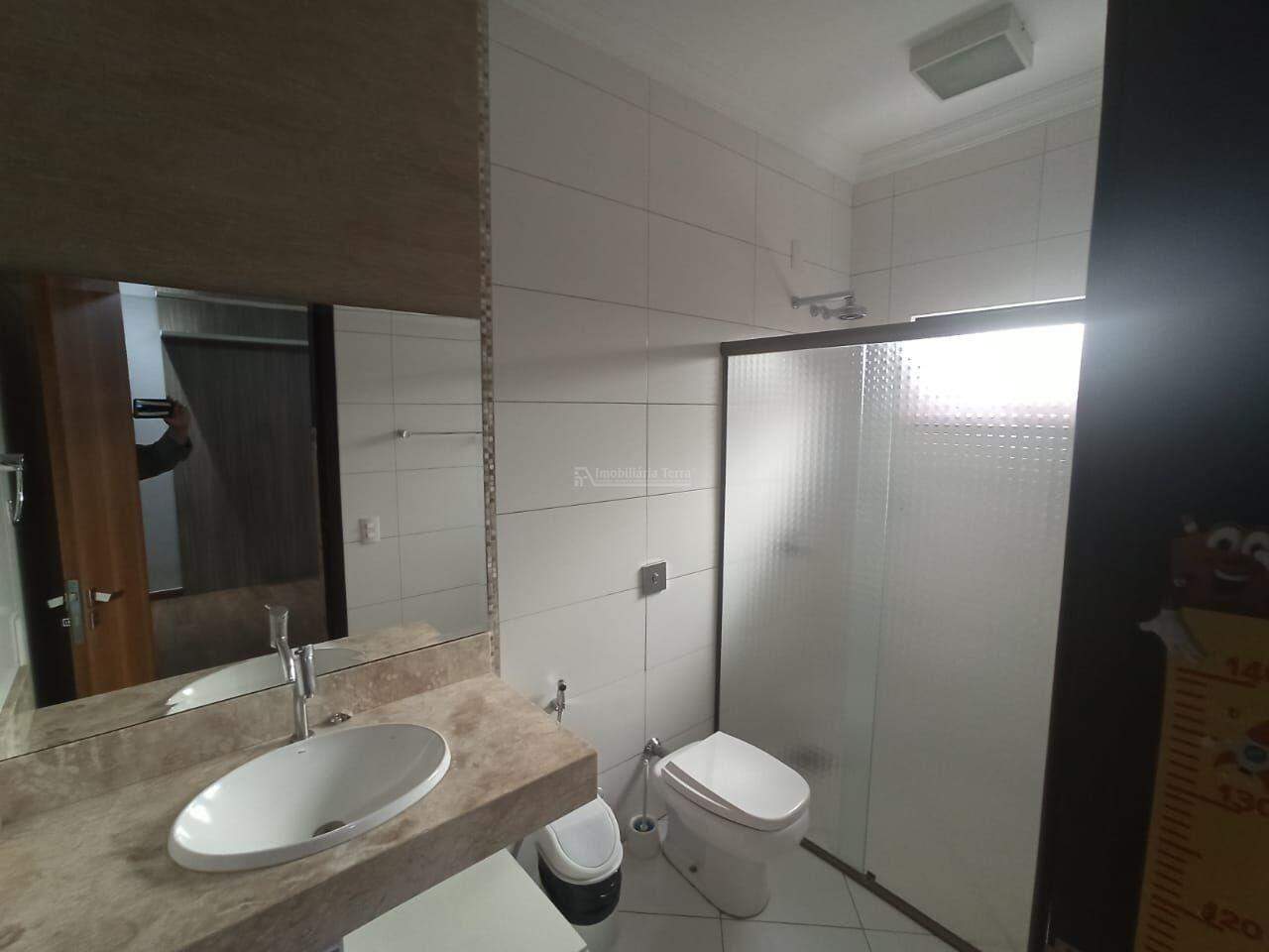 Casa com 3 suítes no Jardim Girassol em Dourados/MS — foto 21