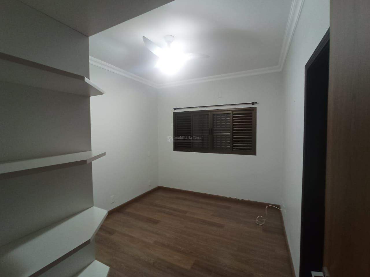 Casa com 3 suítes no Jardim Girassol em Dourados/MS — foto 20