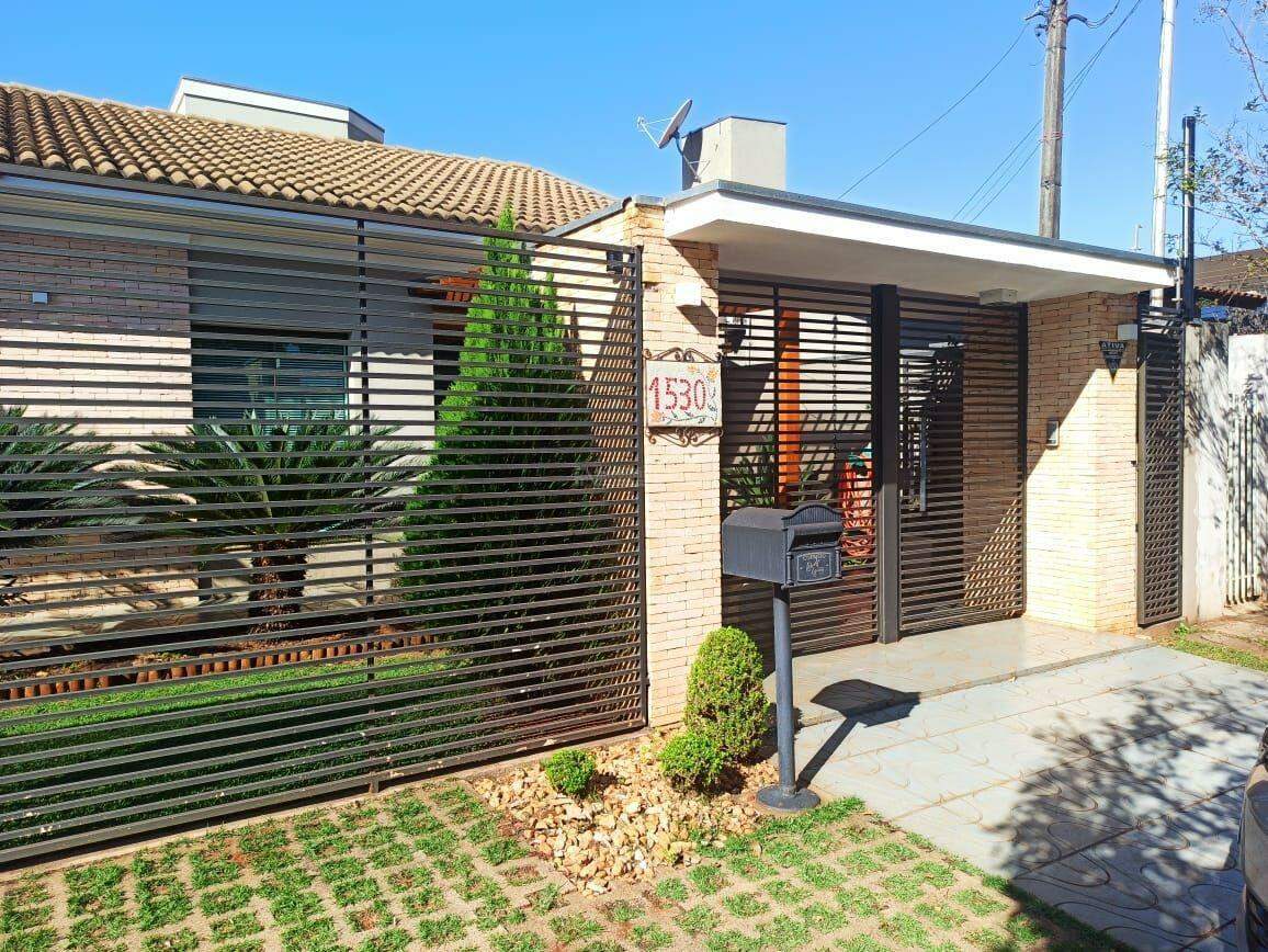 Casa com 3 suítes no Jardim Girassol em Dourados/MS — foto 1