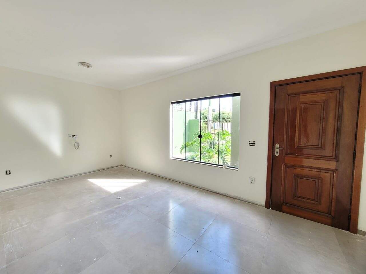 Casa com 3 quartos no Jardim Tropical em Dourados/MS — foto 2
