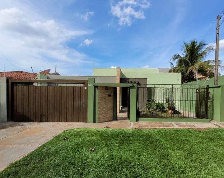 Casa com 3 quartos no Jardim Tropical em Dourados/MS — foto 1