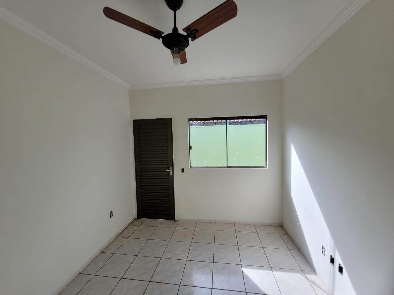 Casa com 3 quartos no Jardim Tropical em Dourados/MS — foto 3