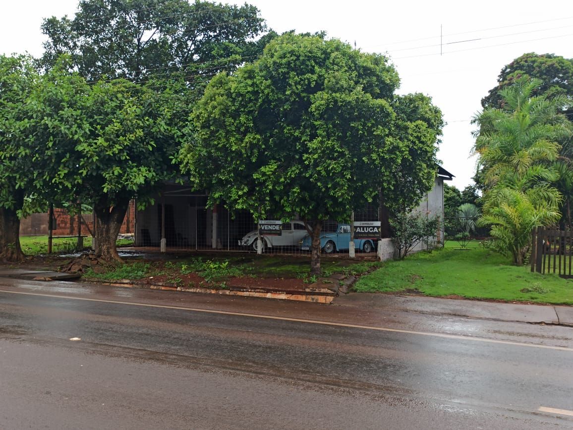 Casa com 3 quartos no Distrito Vila São Pedro em Dourados/MS — foto 2