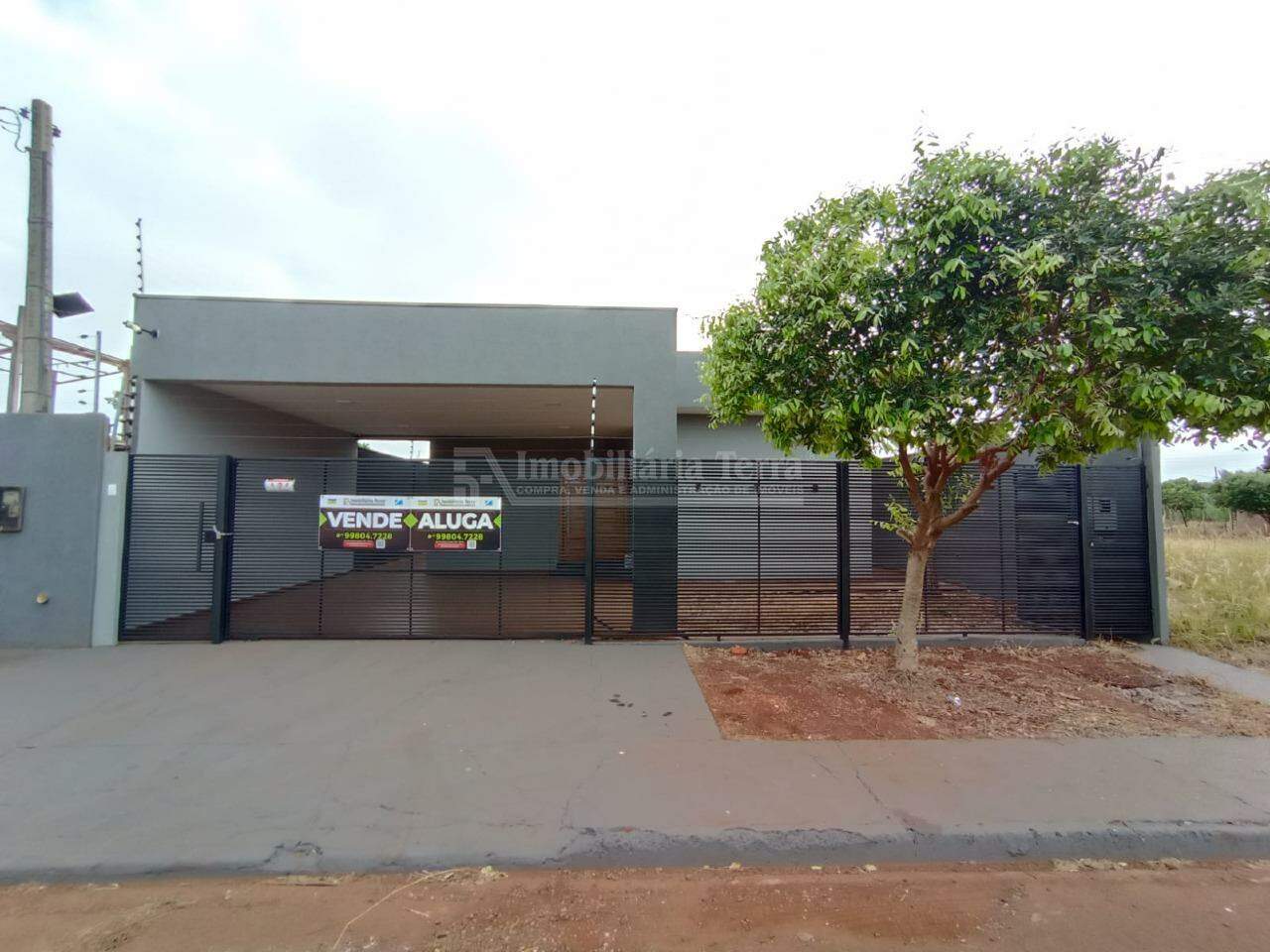 Casa com 3 quartos no Jardim São Cristóvão em Dourados/MS — foto 1