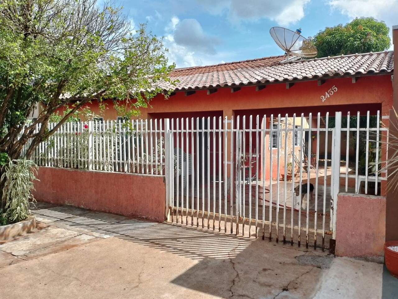 Casa com 2 quartos no Conjunto Habitacional Izidro Pedroso em Dourados/MS — foto 1