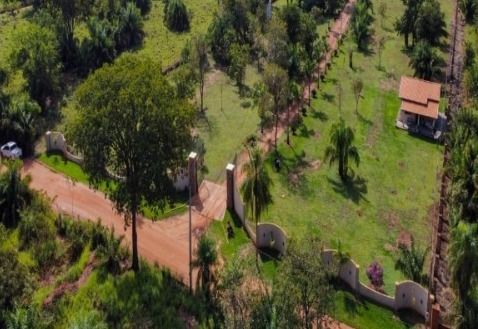 Imóvel Comercial com 3 quartos no Loteamento 26 em Bonito/MS — foto 2