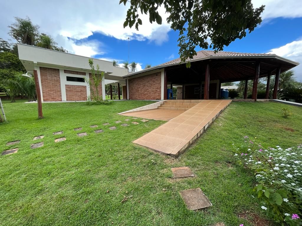 Imóvel Comercial com 3 quartos no Loteamento 26 em Bonito/MS — foto 1