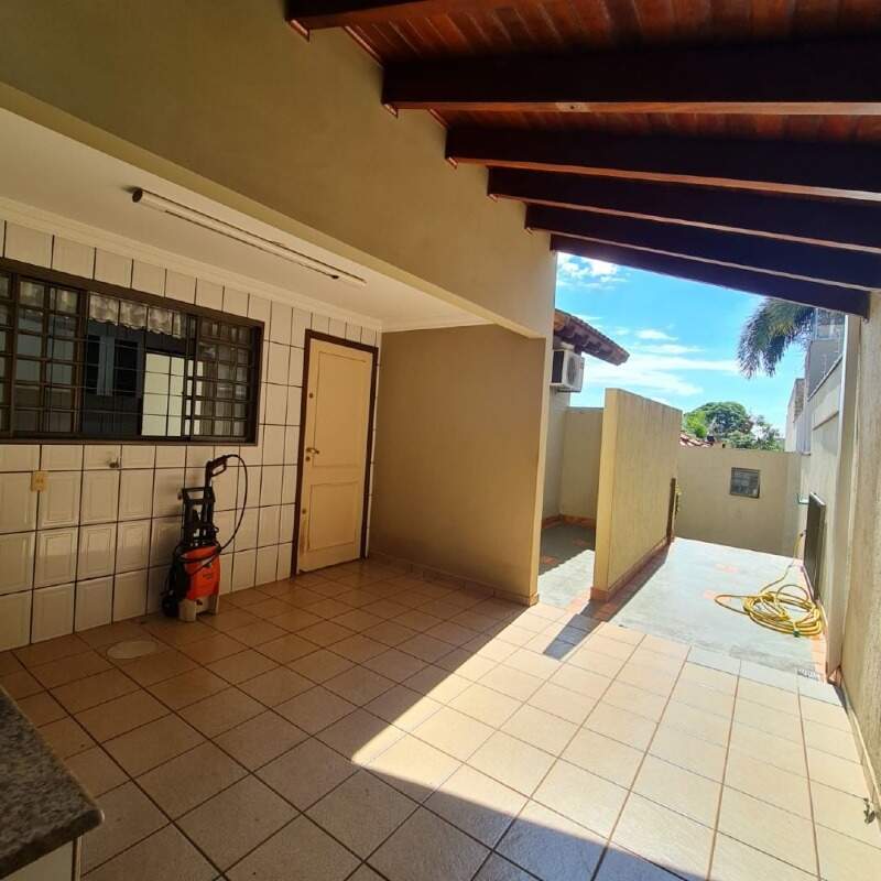 Casa com 3 quartos no Vila São Luiz em Dourados/MS — foto 19