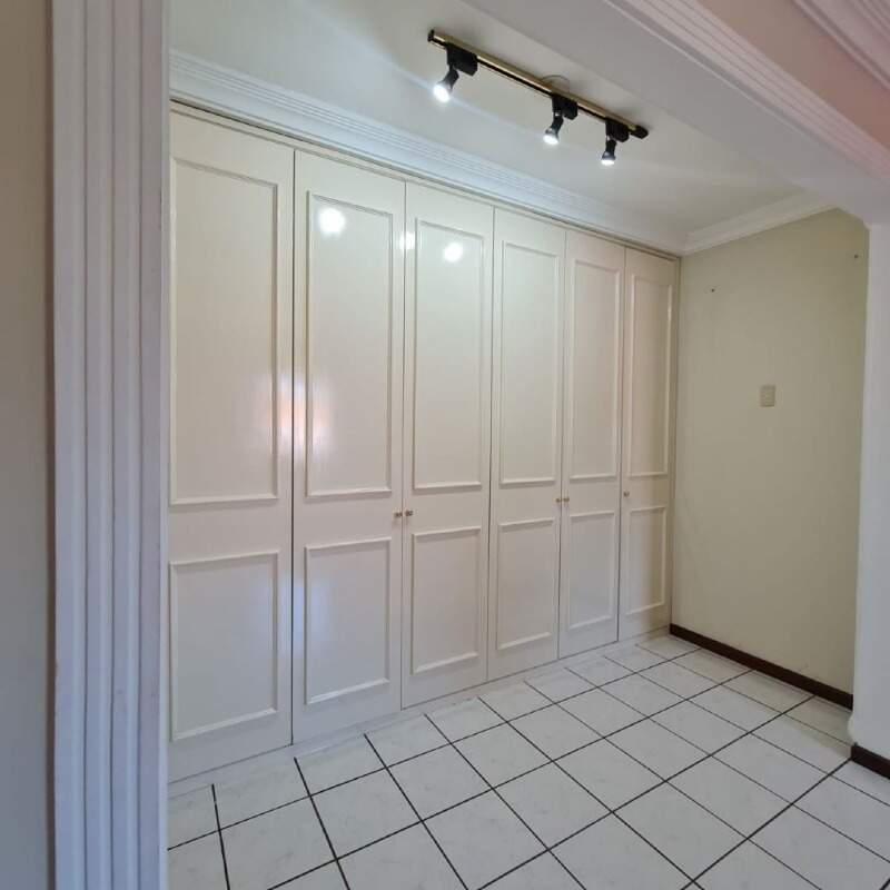 Casa com 3 quartos no Vila São Luiz em Dourados/MS — foto 9