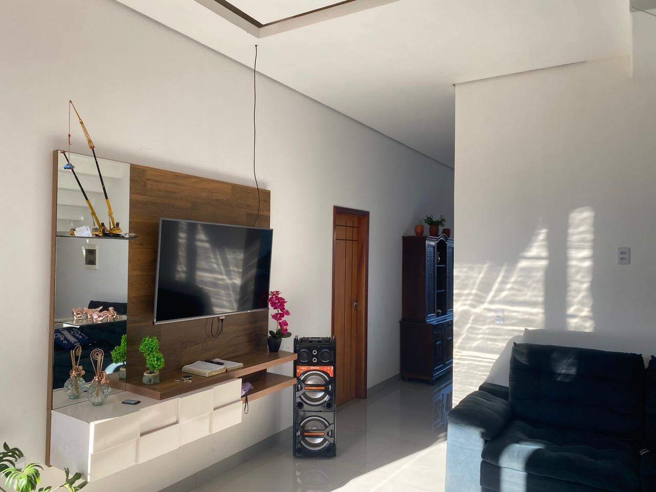 Casa com 3 suítes no Jardim Cristhais em Dourados/MS — foto 2