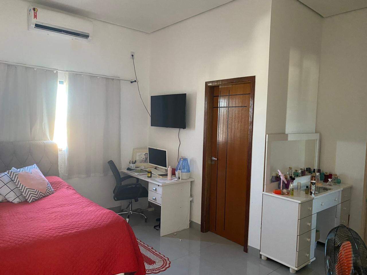 Casa com 3 suítes no Jardim Cristhais em Dourados/MS — foto 8
