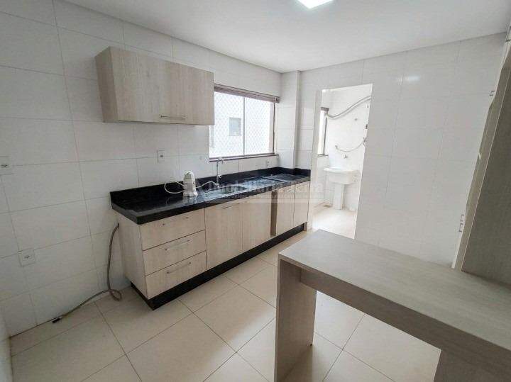Apartamento com 3 quartos no Parque Alvorada em Dourados/MS — foto 2