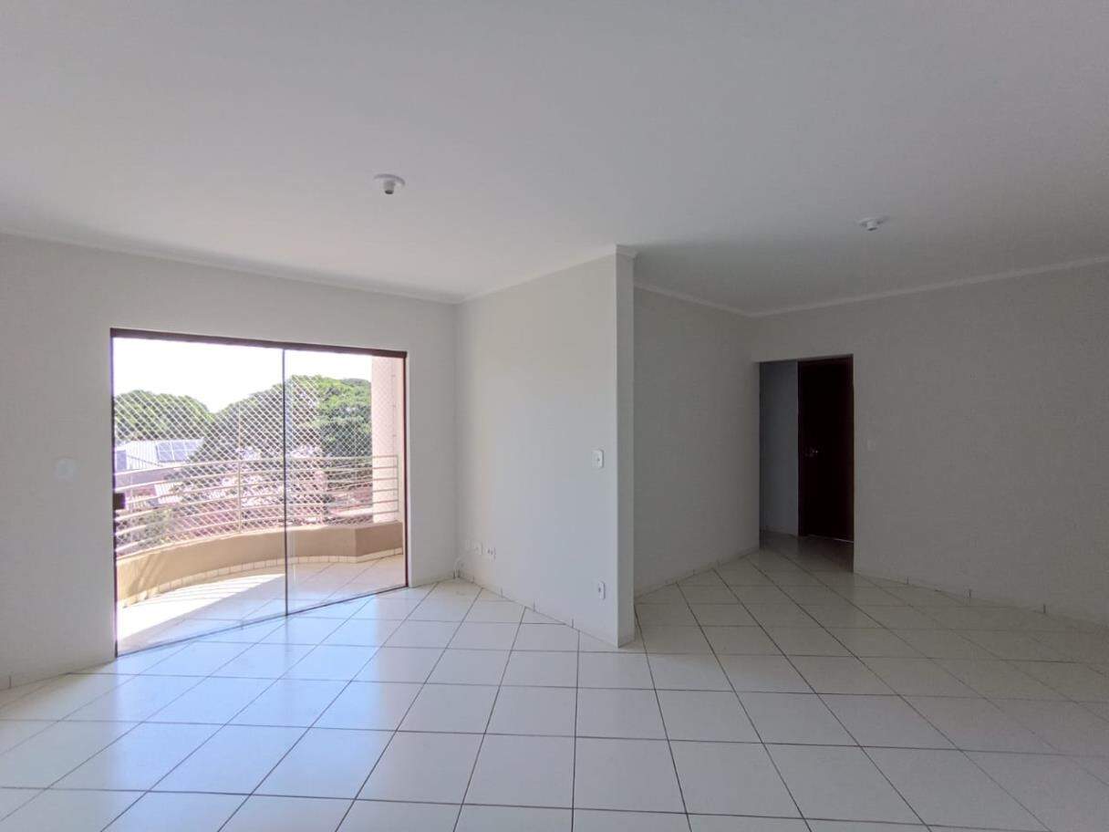 Apartamento com 3 quartos no Jardim Tropical em Dourados/MS — foto 2