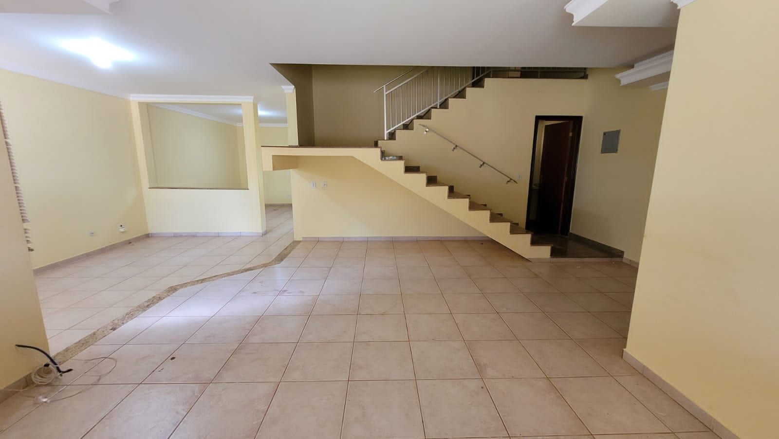 Casa com 4 quartos no Jardim Europa em Dourados/MS — foto 2