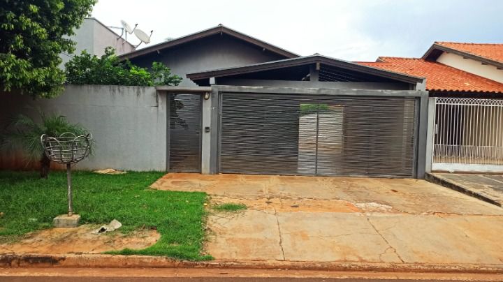 Casa com 3 quartos no Parque Alvorada em Dourados/MS — foto 1