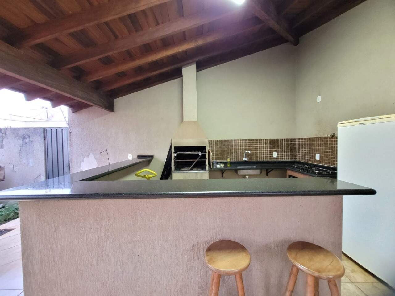 Casa com 5 quartos no Centro em Dourados/MS — foto 9