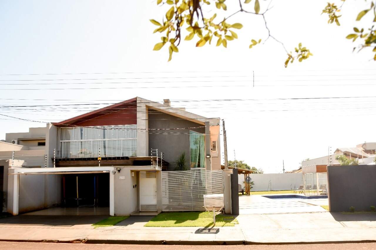 Casa com 4 suítes no Parque Alvorada em Dourados/MS — foto 2