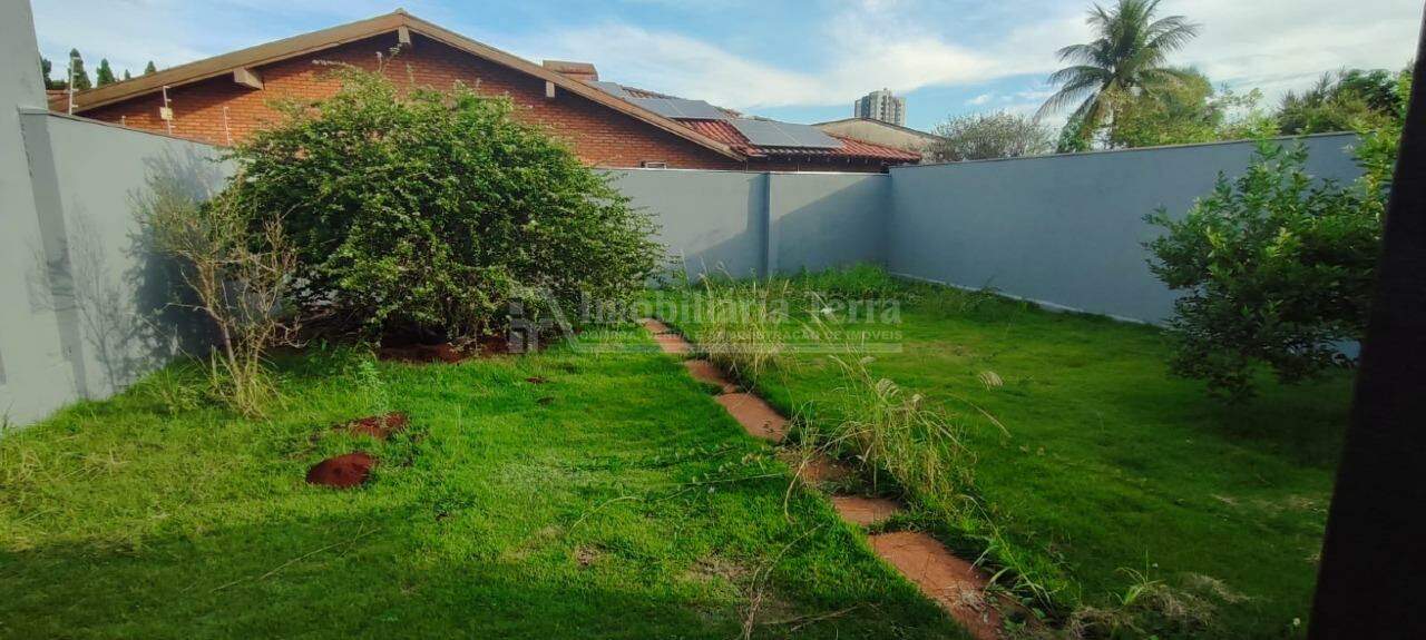 Casa com 3 quartos no Vila Corumbá em Dourados/MS — foto 14