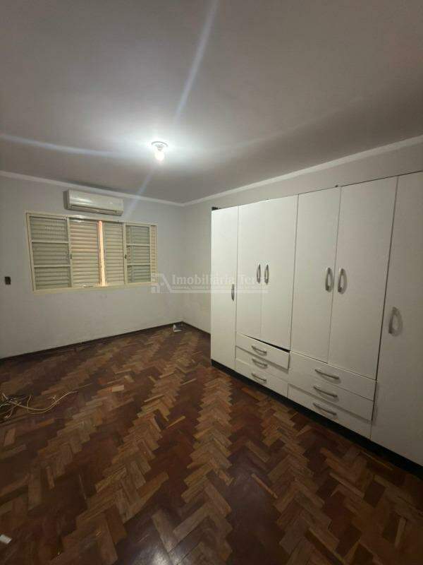 Casa com 6 quartos no Jardim América em Dourados/MS — foto 13
