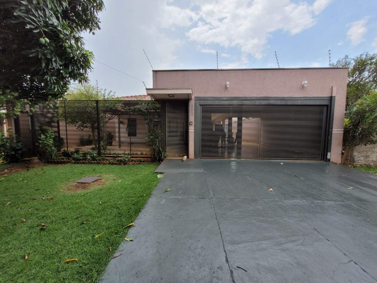 Casa com 7 quartos no Vila Planalto em Dourados/MS — foto 1