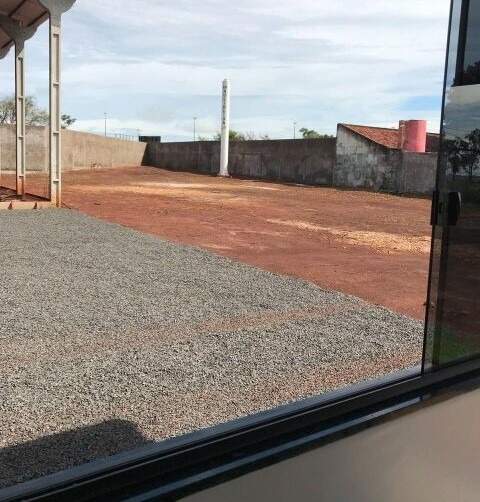 Barracão no Jardim Alhambra em Dourados/MS — foto 2