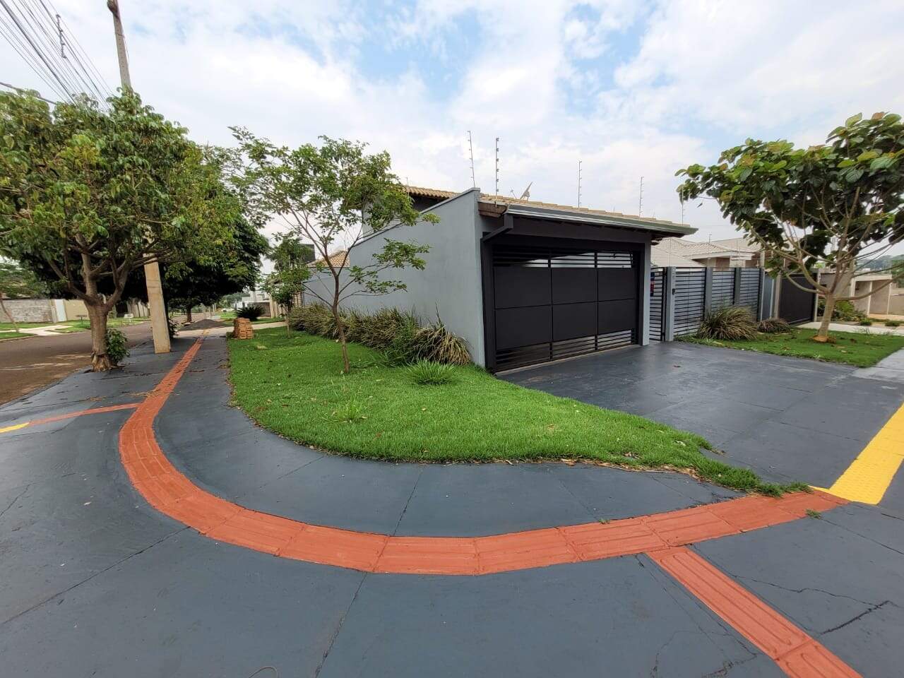 Casa com 3 quartos no Alto das Paineiras em Dourados/MS — foto 2
