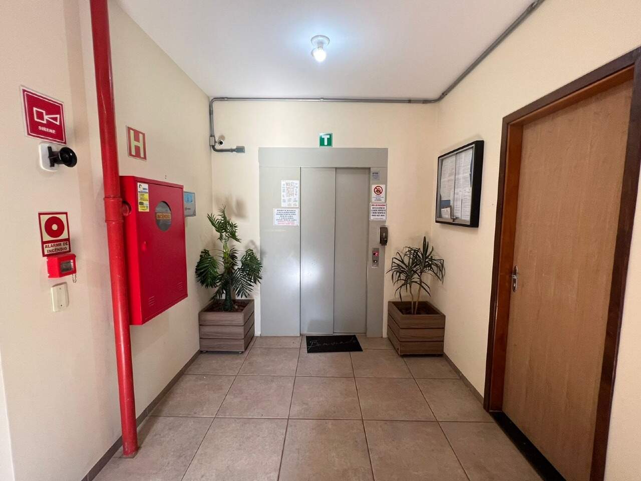 Apartamento com 3 quartos no Jardim Maracanã em Dourados/MS — foto 3