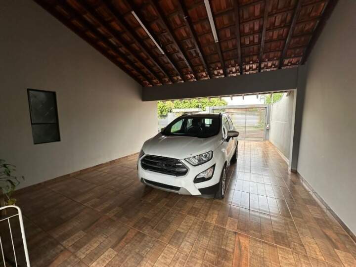 Casa com 3 quartos no Vila São Luiz em Dourados/MS — foto 3