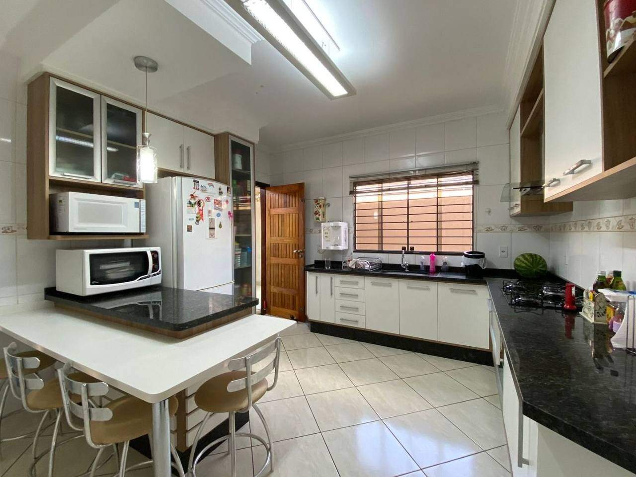 Casa com 3 quartos no Vila Progresso em Dourados/MS — foto 7