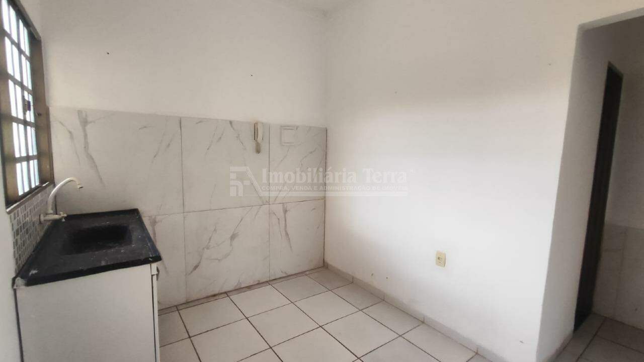 Apartamento com 2 quartos no Jardim Rasslem em Dourados/MS — foto 3