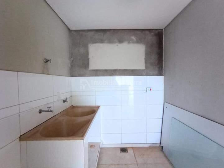 Casa com 6 quartos no Vila Tonani I em Dourados/MS — foto 16