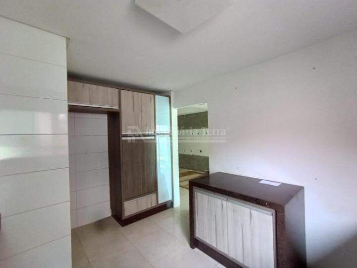 Casa com 6 quartos no Vila Tonani I em Dourados/MS — foto 8